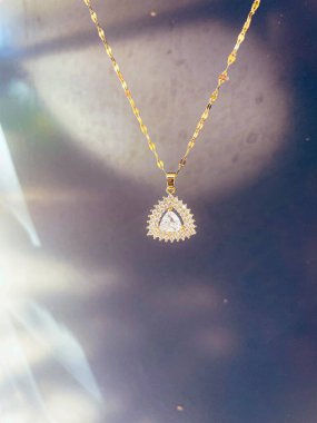 Lüks Altın ve Elmas Mücevher