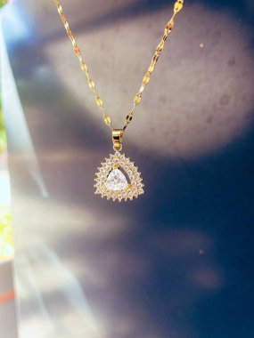 Lüks Altın ve Elmas Mücevher