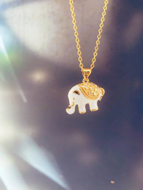 Lüks Altın ve Elmas Mücevher