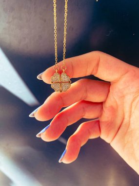 Lüks Altın ve Elmas Mücevher