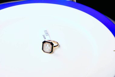 Lüks Altın ve Elmas Mücevher