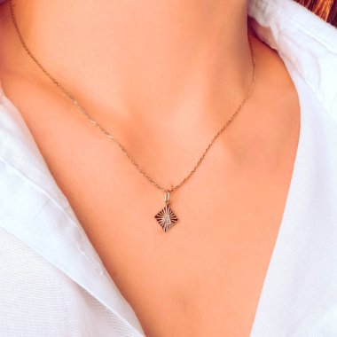 Lüks Altın ve Elmas Mücevher