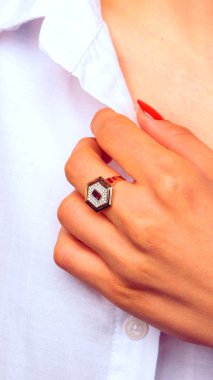 Lüks Altın ve Elmas Mücevher