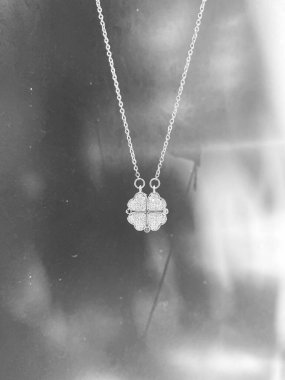 Lüks Altın ve Elmas Mücevher