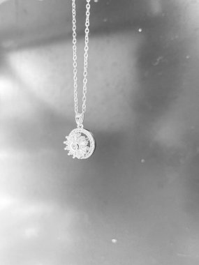 Lüks Altın ve Elmas Mücevher