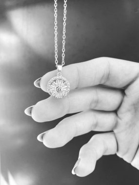 Lüks Altın ve Elmas Mücevher