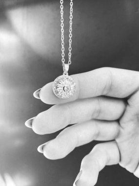 Lüks Altın ve Elmas Mücevher