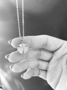 Lüks Altın ve Elmas Mücevher