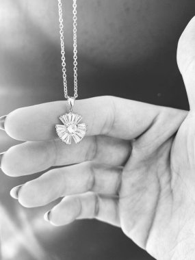 Lüks Altın ve Elmas Mücevher