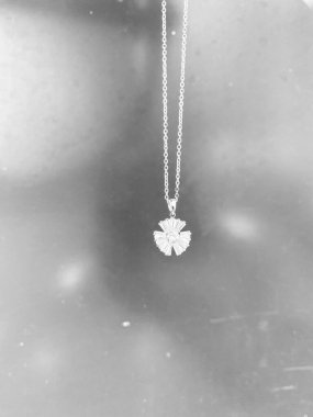 Lüks Altın ve Elmas Mücevher