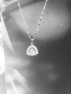 Lüks Altın ve Elmas Mücevher