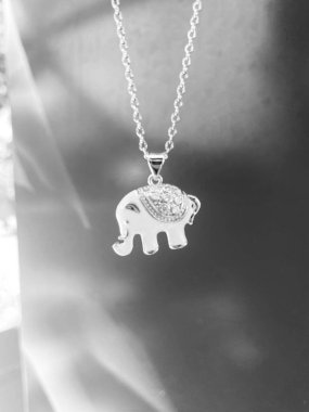 Lüks Altın ve Elmas Mücevher