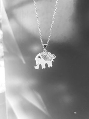 Lüks Altın ve Elmas Mücevher