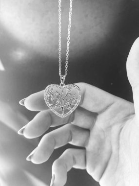 Lüks Altın ve Elmas Mücevher