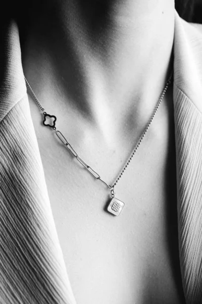 Lüks Altın ve Elmas Mücevher