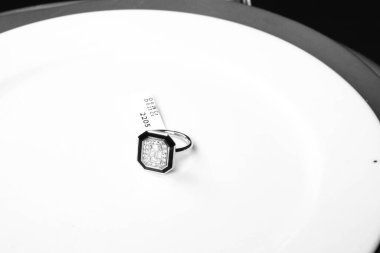 Lüks Altın ve Elmas Mücevher