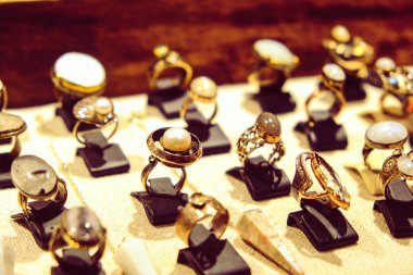 Lüks Altın ve Elmas Mücevher