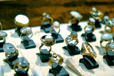 Lüks Altın ve Elmas Mücevher