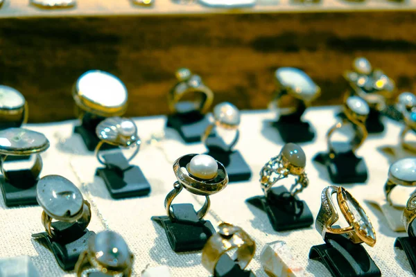 Lüks Altın ve Elmas Mücevher