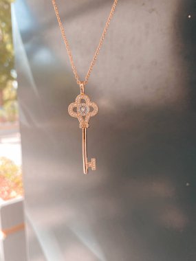 Lüks Altın ve Elmas Mücevher