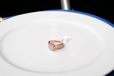 Lüks Altın ve Elmas Mücevher