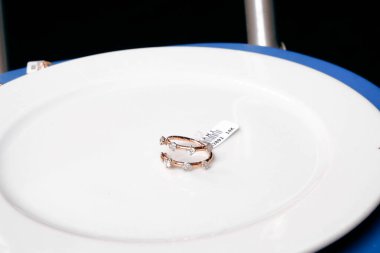 Lüks Altın ve Elmas Mücevher