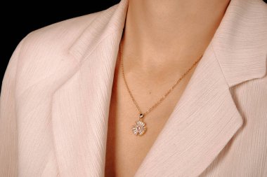 Lüks Altın ve Elmas Mücevher