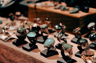 Lüks Altın ve Elmas Mücevher