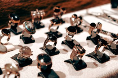 Lüks Altın ve Elmas Mücevher