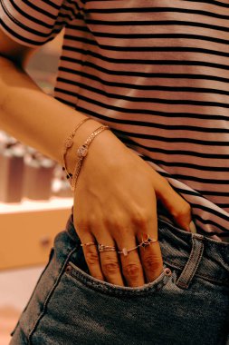 Lüks Altın ve Elmas Mücevher