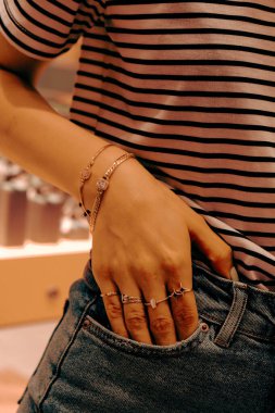 Lüks Altın ve Elmas Mücevher