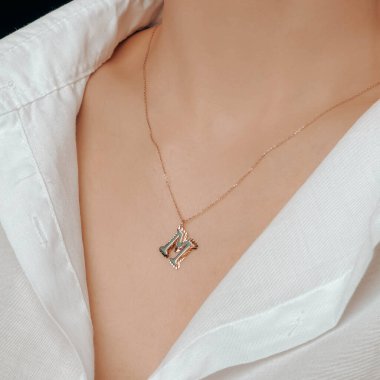 Lüks Altın ve Elmas Mücevher