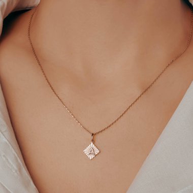 Lüks Altın ve Elmas Mücevher