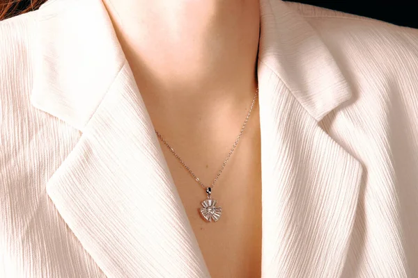 Lüks Altın ve Elmas Mücevher