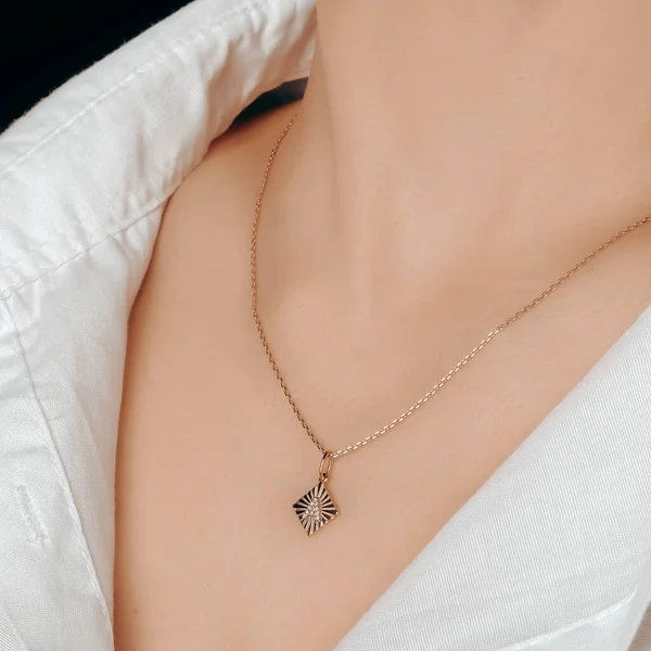 Lüks Altın ve Elmas Mücevher