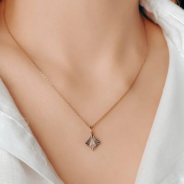 Lüks Altın ve Elmas Mücevher