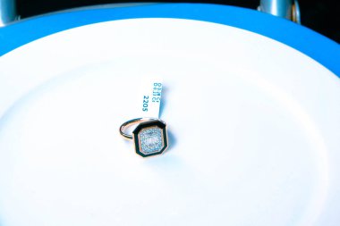 Lüks Altın ve Elmas Mücevher