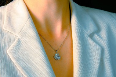 Lüks Altın ve Elmas Mücevher