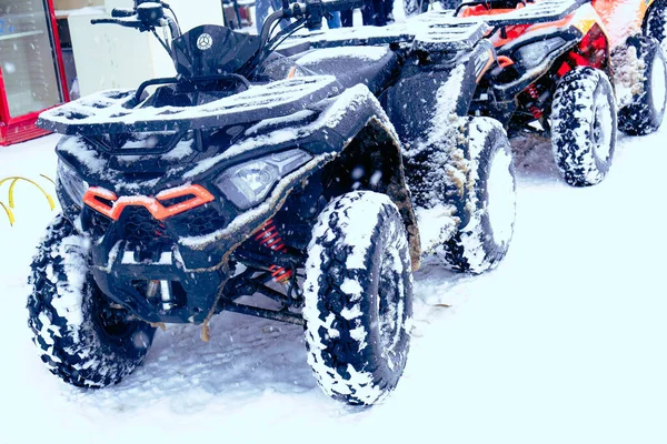 Helmet Sitting Atv Quad Bike Mountains — 스톡 사진