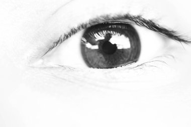 Bir insanın derin gözlerinin güzel makro yakın çekimi.