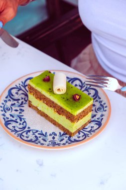 Masada lezzetli bir pasta var.