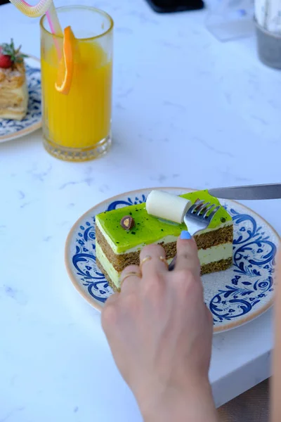 맛있는 케이크가 이사회 — 스톡 사진