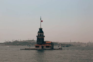 Bakire Kulesi, İstanbul, Türkiye; Leander Kulesi olarak da bilinen Kz Kulesi (Leandros Kulesi))