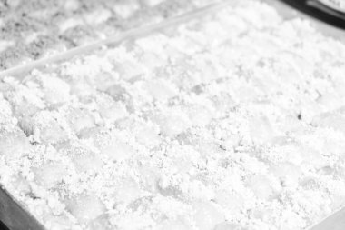 Geleneksel hindistancevizli tatlı baklavası. Ev yapımı fındıklı ve ballı baklava..