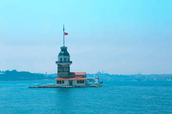 乙女の塔 イスタンブール トルコ Kulesiまた レアンドロスの塔として知られています — ストック写真