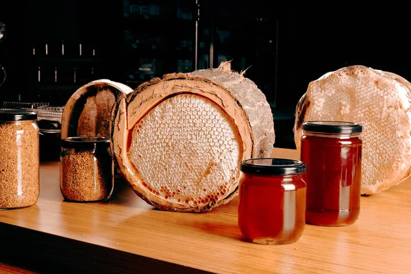 Heerlijke Honingraat Honing Tafel — Stockfoto