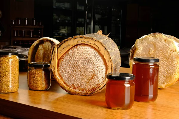 Heerlijke Honingraat Honing Tafel — Stockfoto