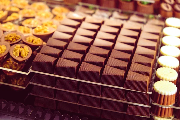 초콜릿 호두를 — 스톡 사진
