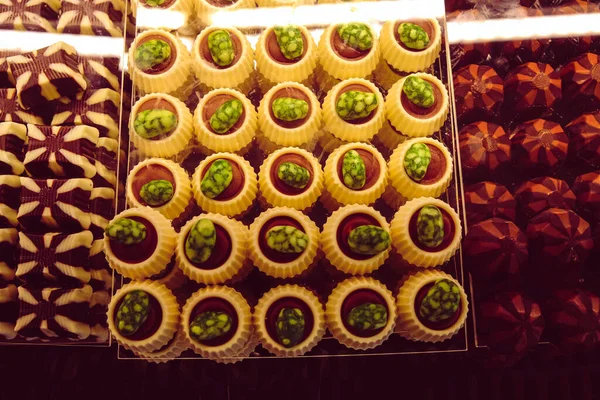 Een Heleboel Verschillende Chocolade Pralines — Stockfoto