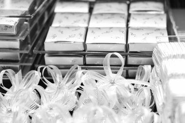 bir sürü değişik çikolatalı pralin